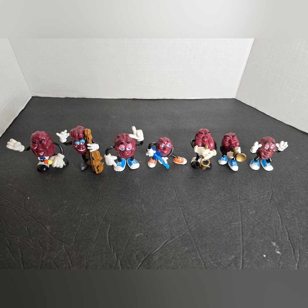 Vintage 1987 Lot Of 7 CALIFORNIA RAISINS